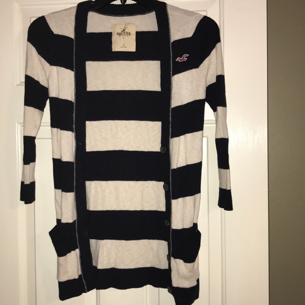 Hollister Cardigan
